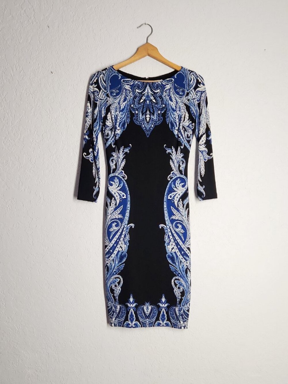 Cache dress 3/4 sleeves stretch form fitting black blue filigree floral XS